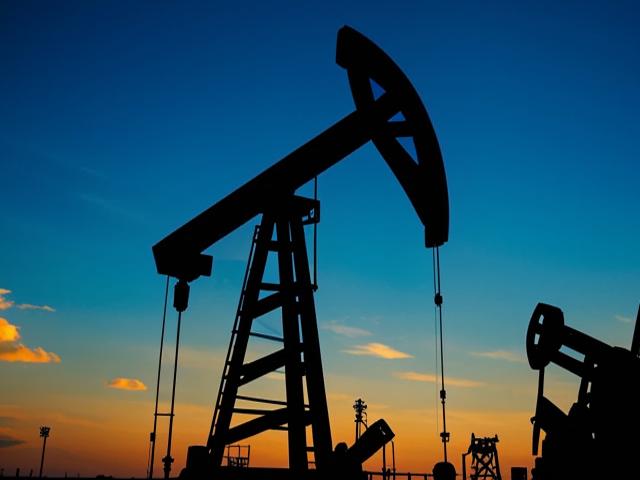 Brent превысила отметку в $73 перед встречей ОПЕК+